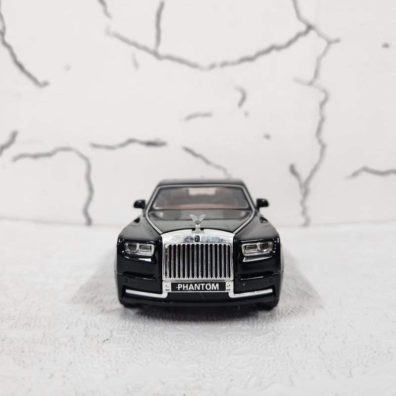 Rolls Royce Phantom Model Car 1:32 Scale Exclusive Alloy Metal Pull Back Die-cast Car Toy with Openable Doors & Light Music Boys Toys for Kids (Phantom 1:32)【Black】